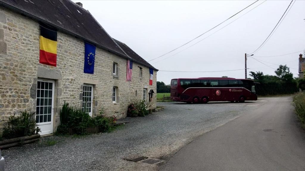 Chevrerie De La Huberdiere Liesville-sur-Douve Ngoại thất bức ảnh